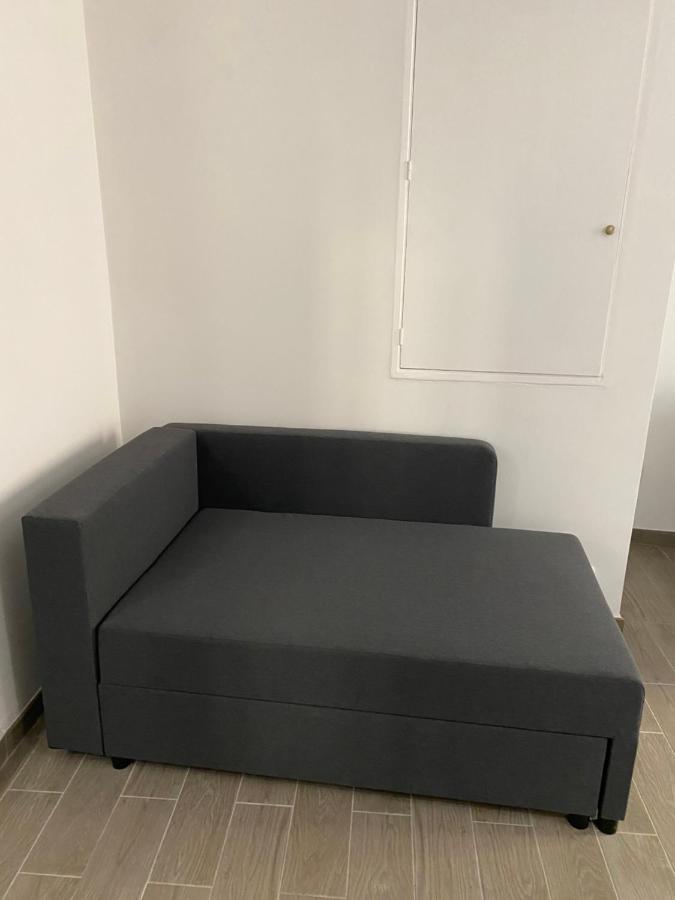 Renovated Studio In The Heart Of The Old Town Ментона Екстериор снимка