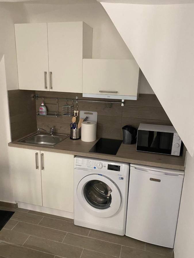 Renovated Studio In The Heart Of The Old Town Ментона Екстериор снимка
